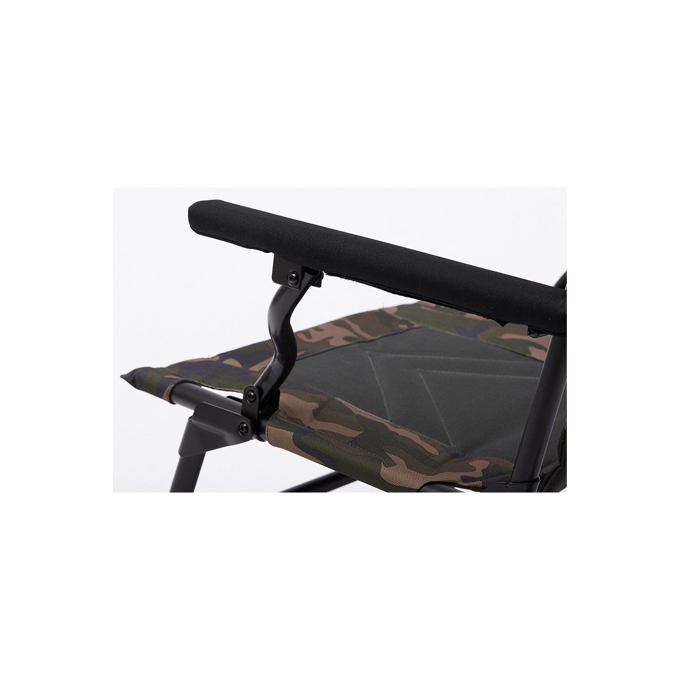 Fotel Prologic Avenger Relax Camo Chair W/Armrests & Covers